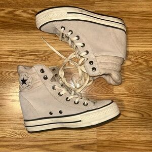 Converse Women's wedge High-Top Sneakers